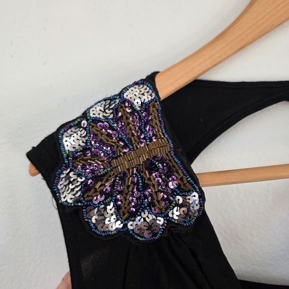 Forever 21 Black Scoop Neck Tank Top with Embellished Shoulders - Small - Picture 5 of 10